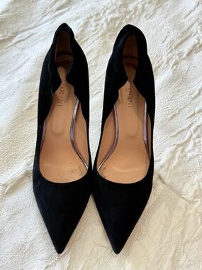 Black Suede Pointed-Toe Pumps by